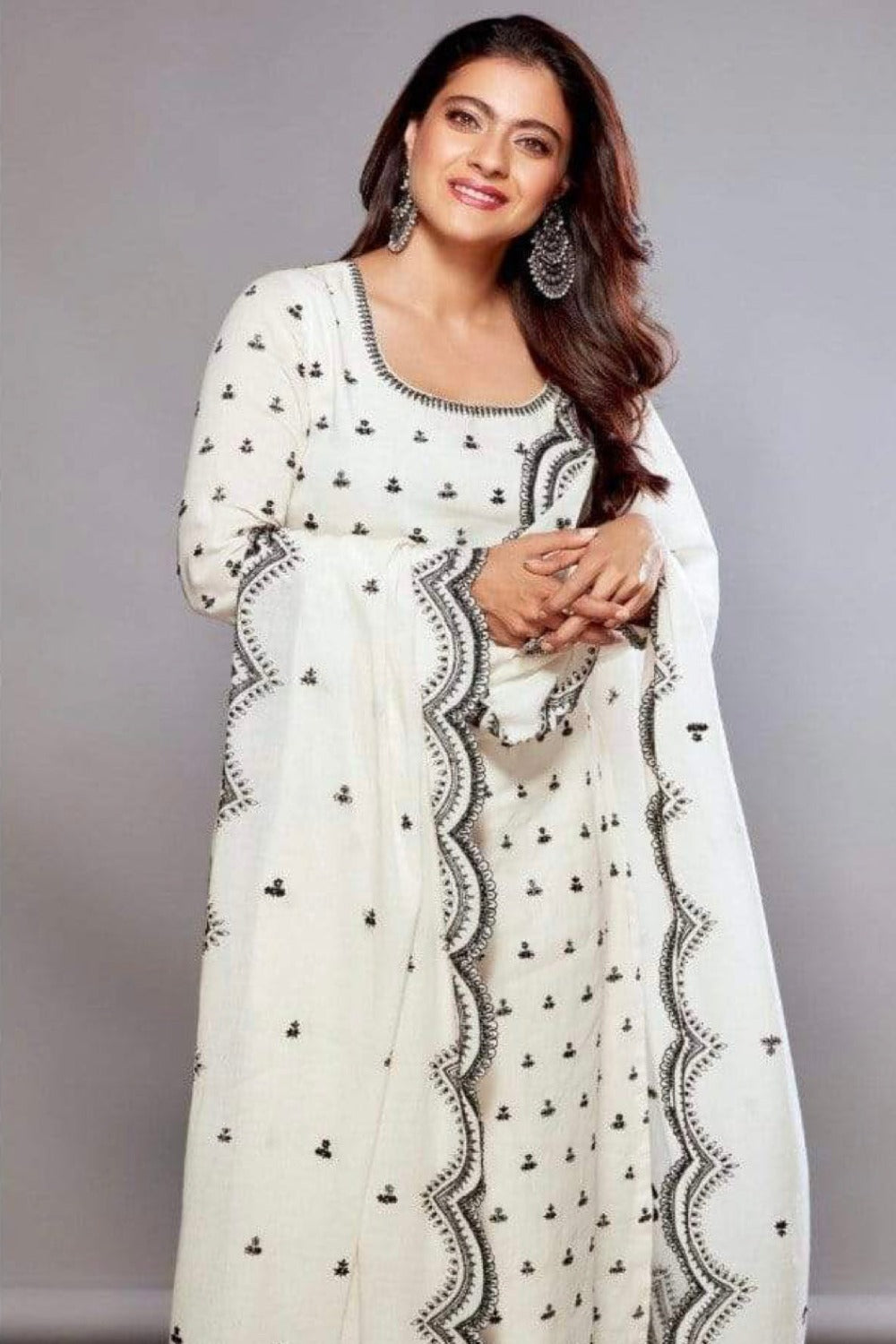 Kajol Devgan in our white churidar set – Sukriti and Aakriti